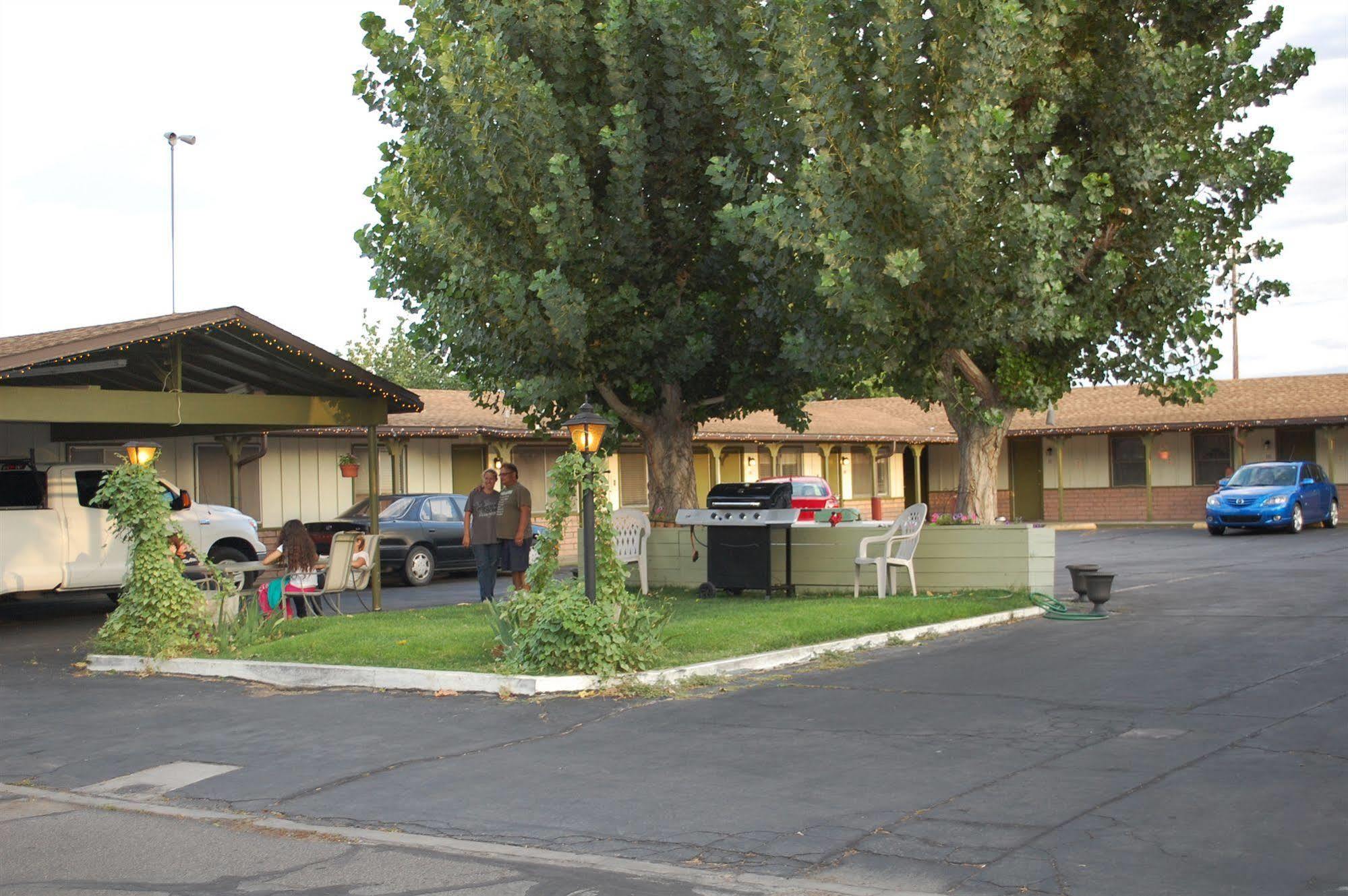 El Rancho Motel Bishop Exterior foto